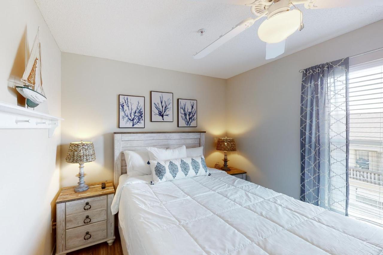 Gulf Island Condos II นาวาร์ ภายนอก รูปภาพ